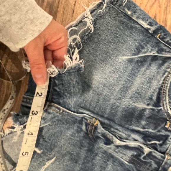 AGOLDE The Parker Vintage Cut-Off Short - Picture 8 of 12